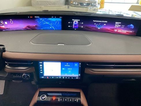 New 2026 Lincoln Navigator L Reserve image 25