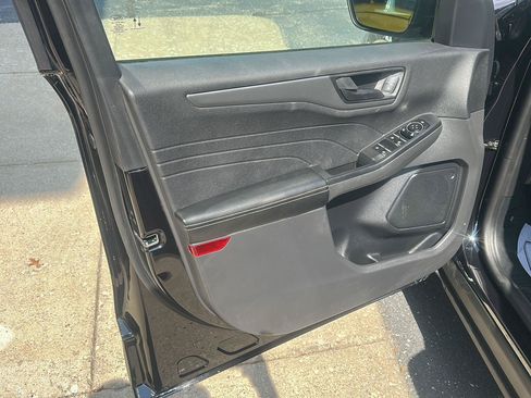 Used 2023 Ford Escape Active w/ Tech Pack #1 AWD/4WD image 20