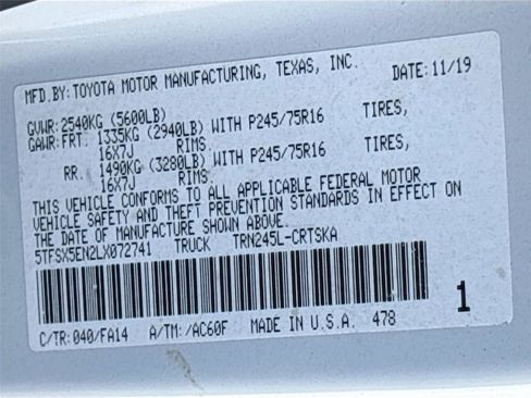 Used 2020 Toyota Tacoma SR image 34