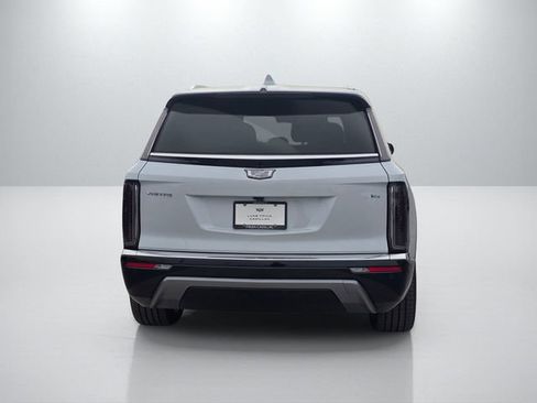 New 2027 Cadillac Vistiq Luxury AWD/4WD image 6