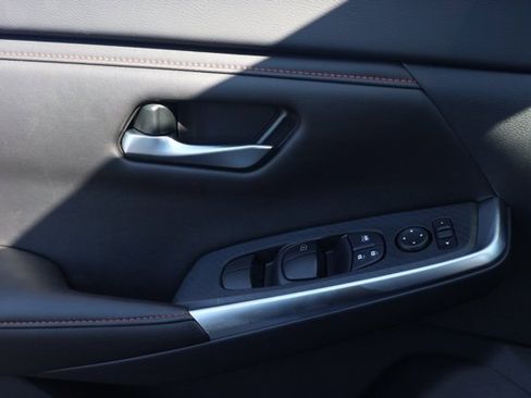 New 2025 Nissan Sentra 2.0 SR image 23