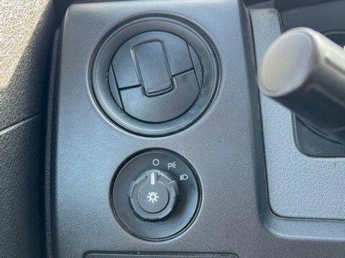 Used 2011 Ford F150 STX image 10