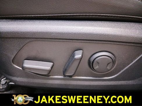 Used 2025 Kia Sportage X-Line w/ Premium Package image 27