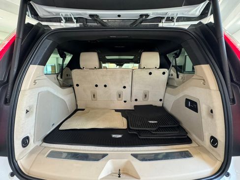 Used 2023 Cadillac Escalade ESV Premium Luxury AWD/4WD image 7