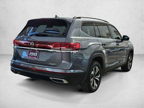 Used 2024 Volkswagen Atlas SE FWD image 5