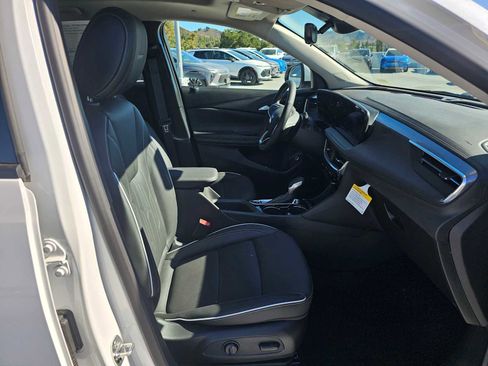 New 2025 Buick Encore GX Avenir w/ Avenir Technology Package image 11