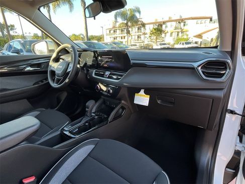 New 2026 Chevrolet TrailBlazer LT w/ Driver Confidence Package image 27