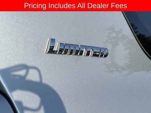 Used 2021 Toyota 4Runner Limited RWD image 3