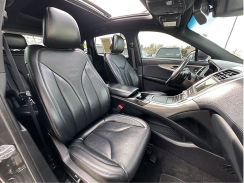 Used 2018 Lincoln MKX Reserve image 4