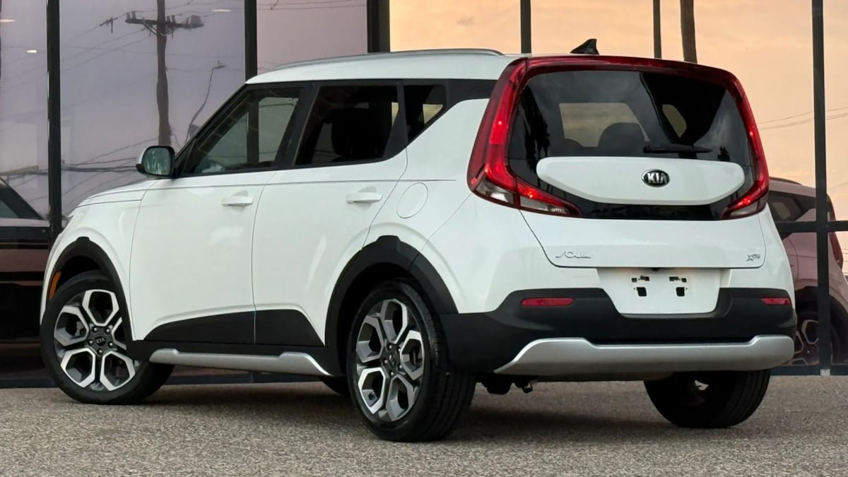 Used 2020 Kia Soul X-Line FWD image 7