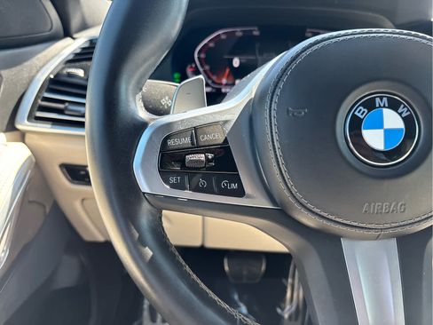 Used 2022 BMW X6 xDrive40i w/ M Sport Package AWD/4WD image 38