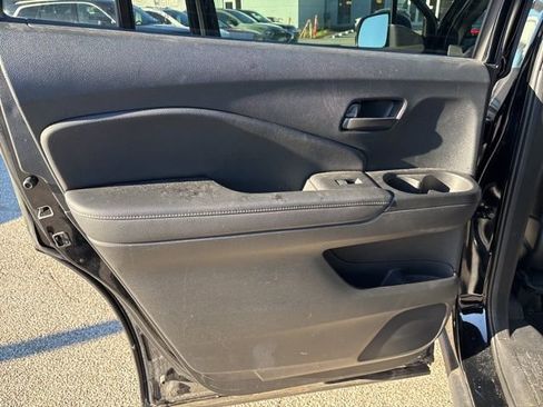 Used 2023 Honda Passport EX-L image 17