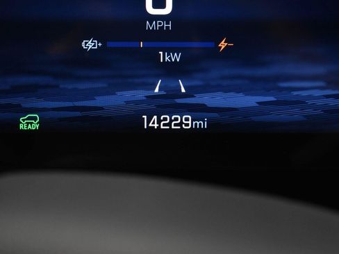 Used 2024 Chevrolet Blazer EV LT AWD/4WD image 21