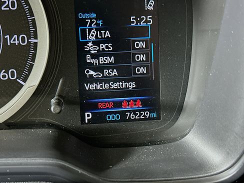 Used 2020 Toyota Corolla LE w/ LE Premium Package image 18