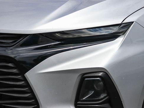 Used 2020 Chevrolet Blazer LT w/ Redline Edition FWD image 2