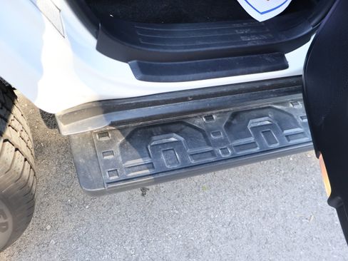 Used 2022 Toyota 4Runner TRD Off-Road Premium image 15