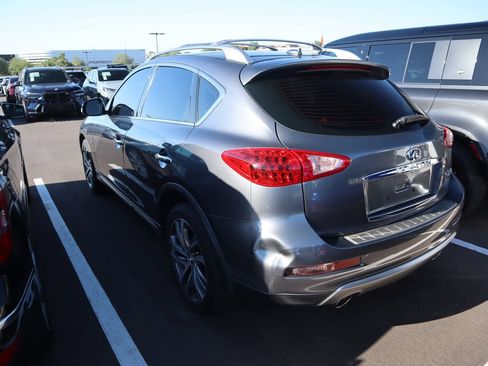 Used 2017 INFINITI QX50 2WD w/ Deluxe Touring Package image 3