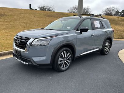 Used 2022 Nissan Pathfinder Platinum w/ Cargo Package
