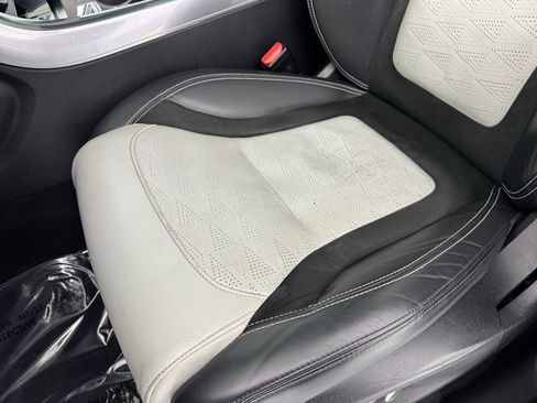 Used 2019 Land Rover Range Rover Sport SVR image 21