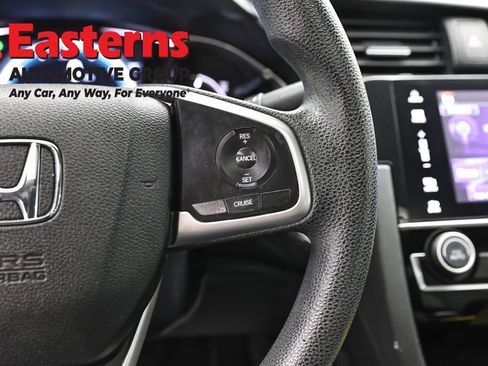 Used 2018 Honda Civic EX image 16