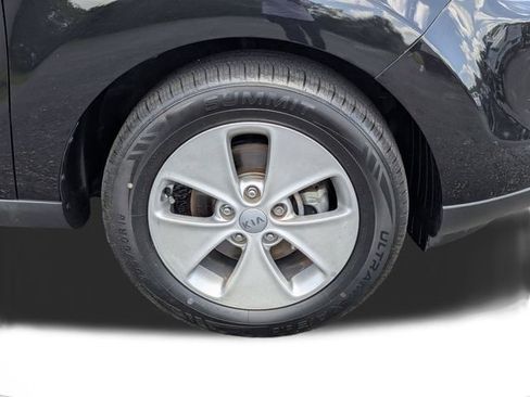 Used 2016 Kia Soul FWD image 10