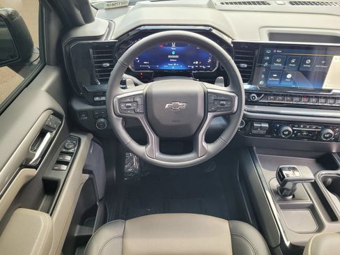 Used 2026 Chevrolet Silverado 1500 ZR2 AWD/4WD image 11