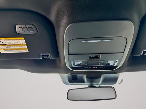 Used 2025 Ford F150 Lariat w/ Equipment Group 501A Mid image 31