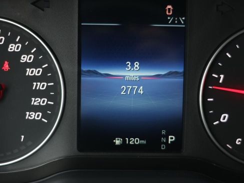 Used 2025 Mercedes-Benz Sprinter 2500 image 14