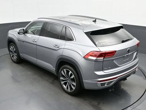 Used 2020 Volkswagen Atlas Cross Sport SEL Premium R-Line AWD/4WD image 47