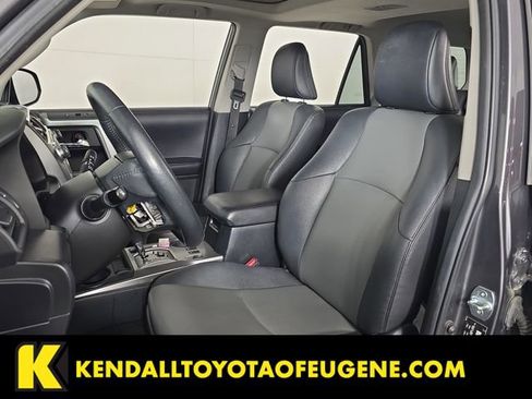 Used 2019 Toyota 4Runner SR5 Premium AWD/4WD image 18