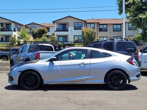 Used 2018 Honda Civic LX image 9