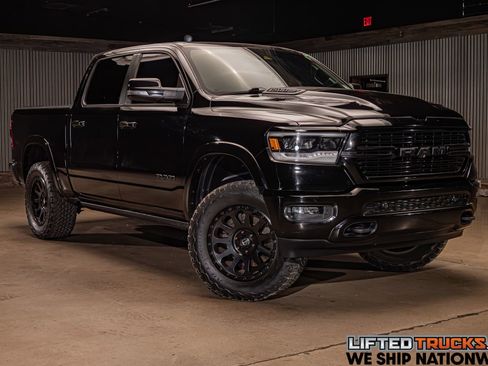 Used 2019 RAM 1500 Laramie AWD/4WD image 1