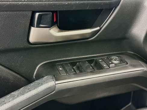 Used 2025 Toyota Tacoma TRD Off-Road image 15