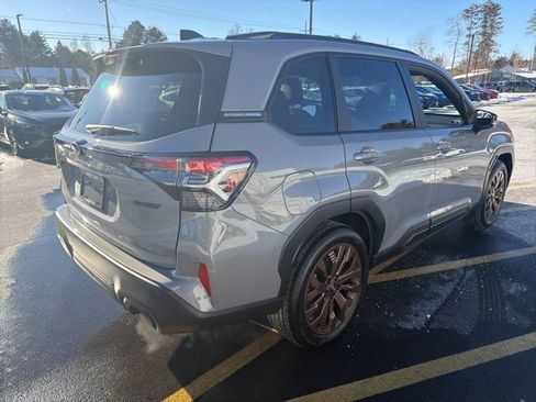 Used 2025 Subaru Forester Sport image 5