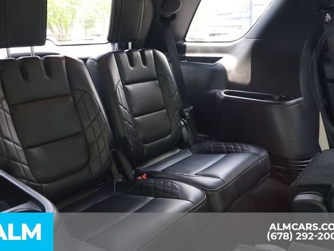 Used 2016 Ford Explorer Platinum AWD/4WD image 28