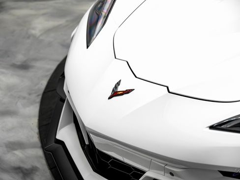 Used 2025 Chevrolet Corvette Z06 w/ Z07 Performance Package image 36