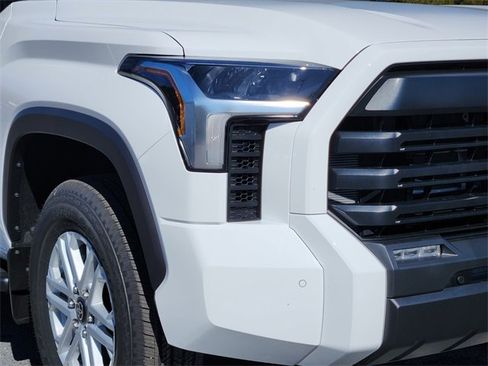 New 2026 Toyota Tundra SR5 image 6