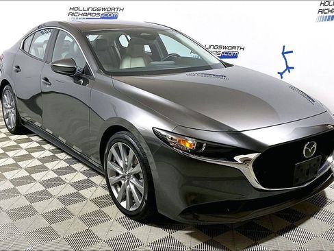 Used 2025 MAZDA MAZDA3 s FWD image 3