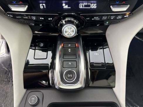 Certified 2026 Acura MDX SH-AWD w/ Technology Package image 19