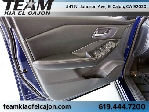 Used 2024 Nissan Rogue SV FWD image 22