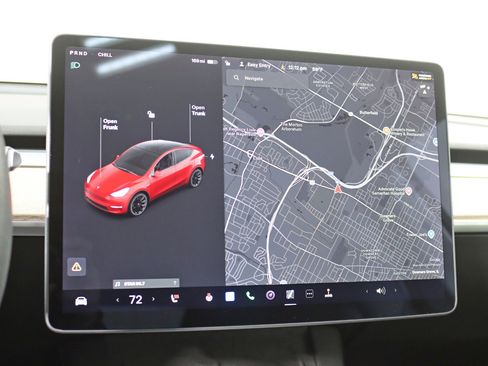 Used 2021 Tesla Model Y Long Range image 16