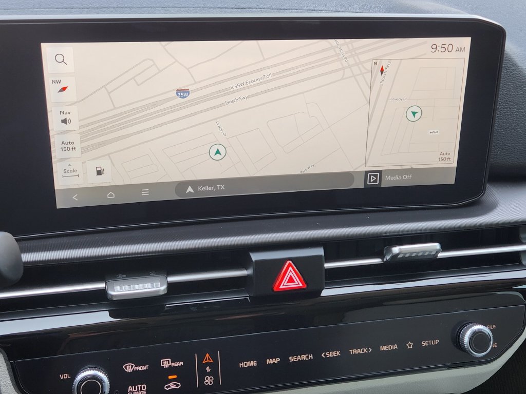 New 2026 Kia Sportage SX FWD image 17