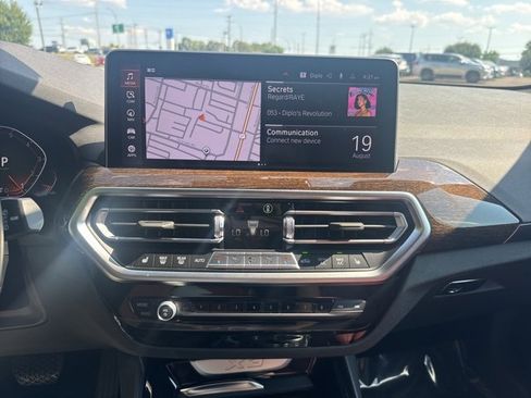 Certified 2023 BMW X3 xDrive30i w/ Premium Package image 11