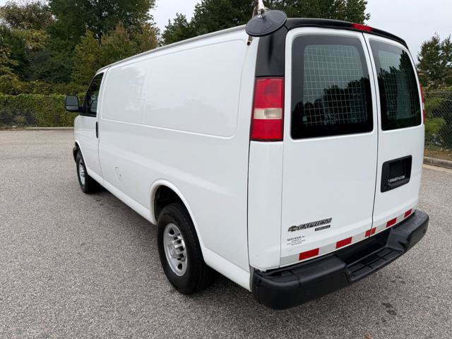 Used 2015 Chevrolet Express 2500 RWD image 5