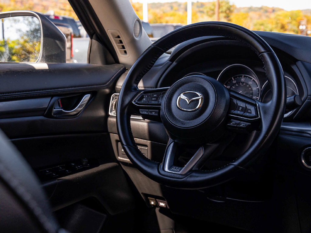 Used 2025 MAZDA CX-5 AWD 2.5 S w/ Preferred Package image 24