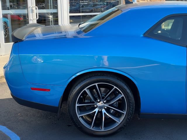 Used 2016 Dodge Challenger R/T Scat Pack RWD image 19