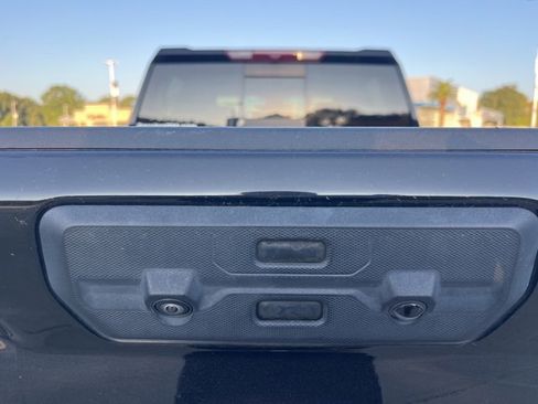 Used 2024 Chevrolet Silverado 2500 High Country w/ Z71 Off-Road Package image 7