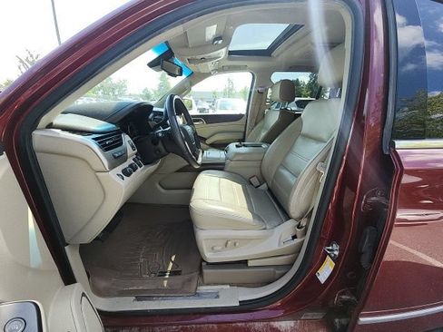 Used 2018 GMC Yukon Denali w/ Open Road Package AWD/4WD image 27
