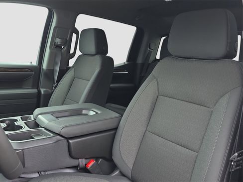 New 2026 GMC Sierra 1500 SLE w/ Preferred Package image 7