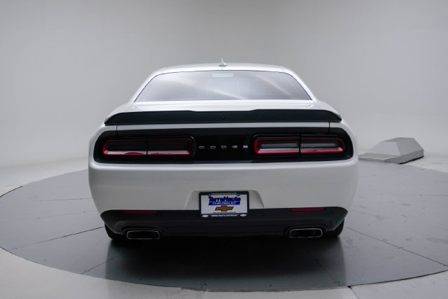 Used 2017 Dodge Challenger R/T Scat Pack w/ Leather Interior Group RWD image 5